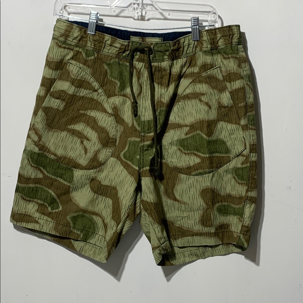 NWOT Freenote Cloth Shorts Mens Large Walking Deck Shorts Camo Green Made USA